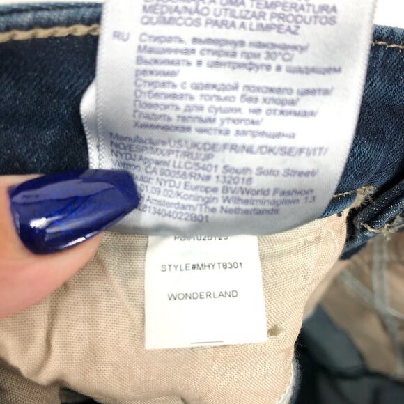NYDJ Womens Straight Ankle Jeans 8 Blue Wonderland Relaxed Square Pockets NWT - Picture 16 of 16